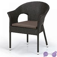 Кресло из искусственного ротанга плетеное коричневое на стальном каркасе